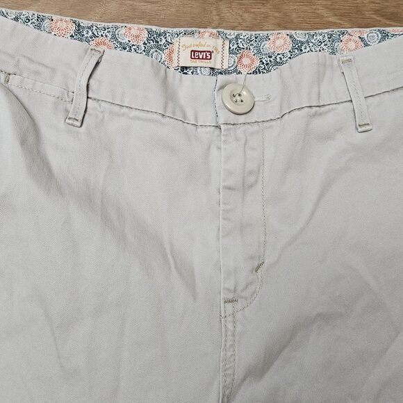 Levi's Women's Tab‎ Twills Wide Leg Beige Cargo Pants Size 16  Vintage 36x25 - Picture 1 of 6